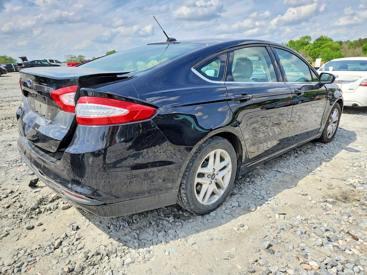 2016 FORD FUSION SE photo 3