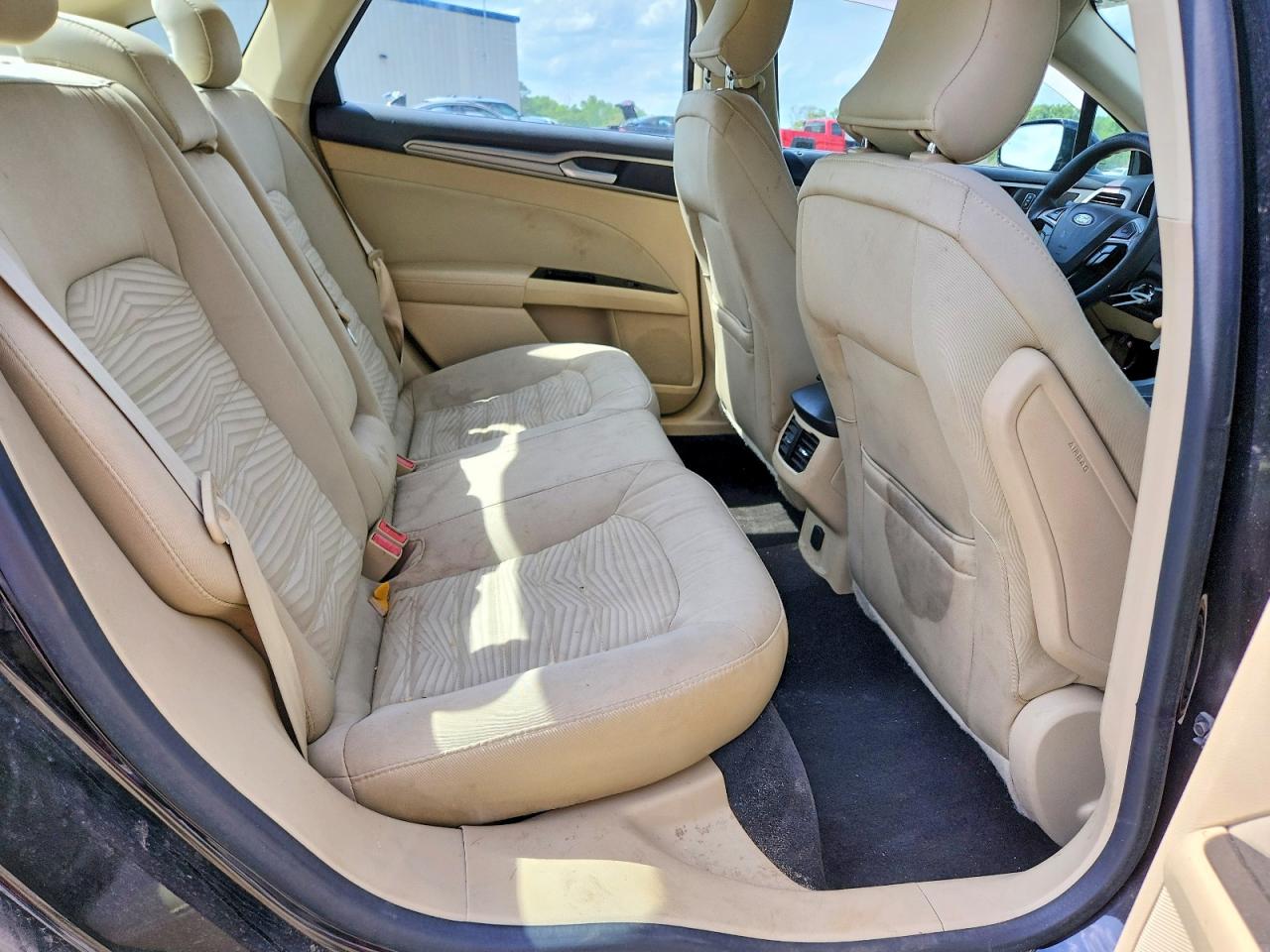 2016 FORD FUSION SE photo 10