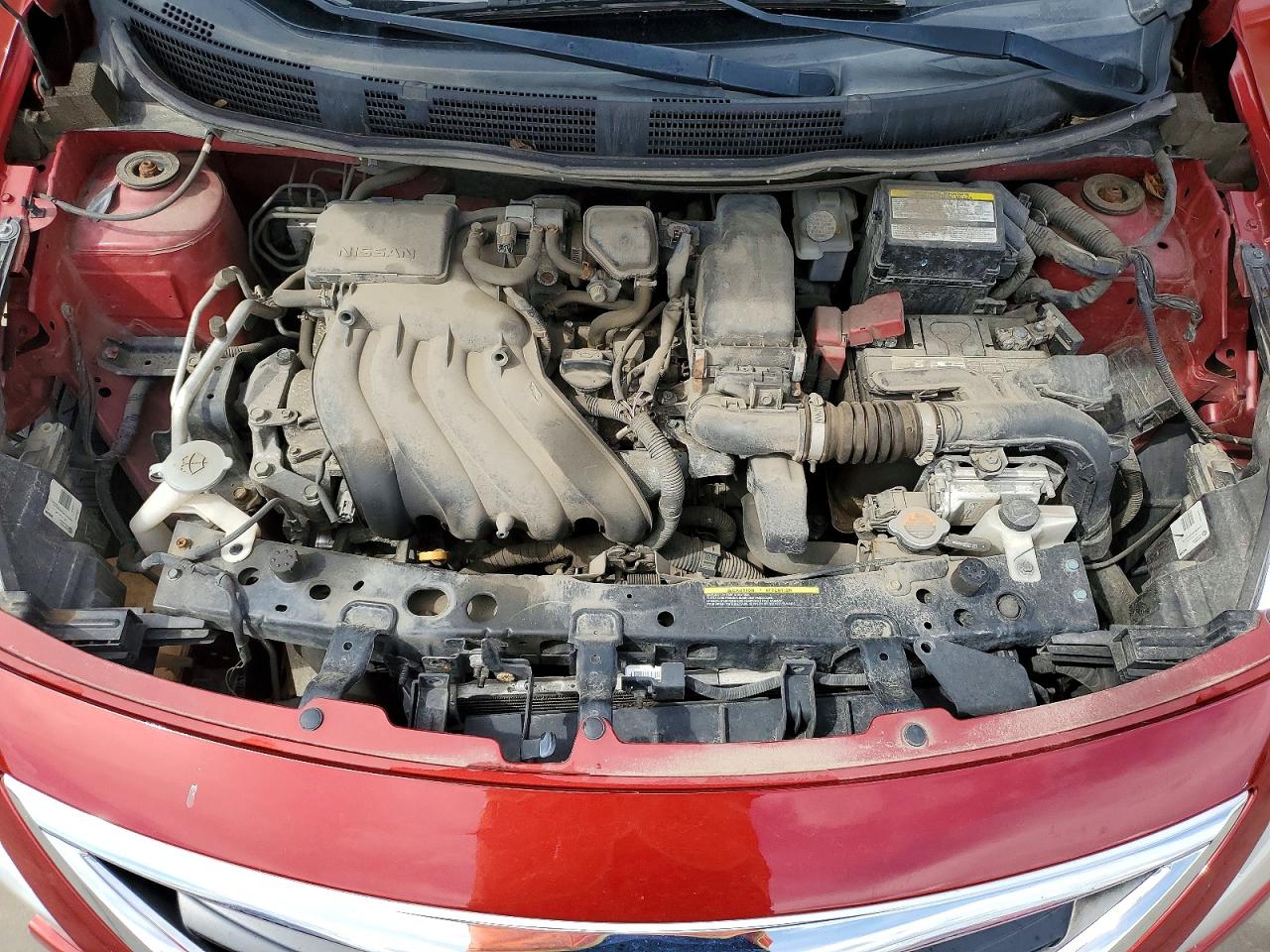 2019 NISSAN VERSA SV photo 11