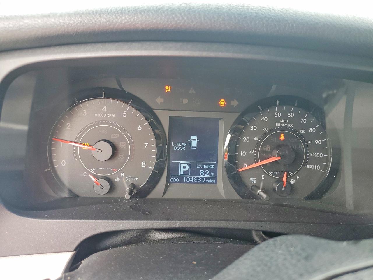 2017 TOYOTA SIENNA photo 25