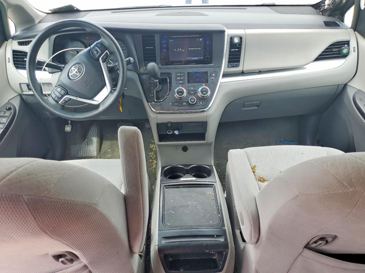 2017 TOYOTA SIENNA photo 22