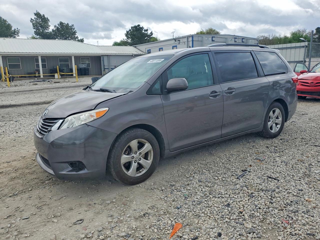 2017 TOYOTA SIENNA