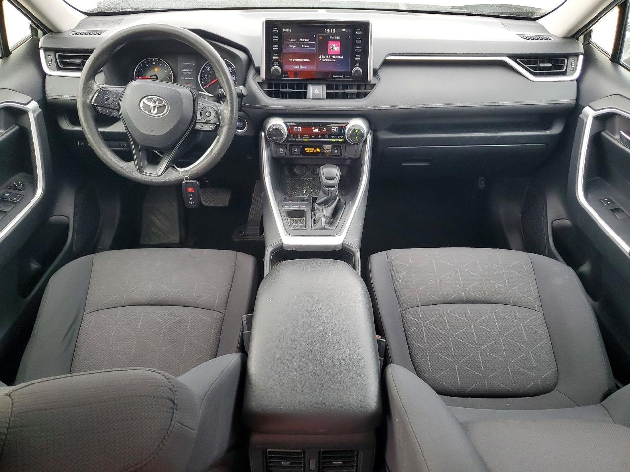 2019 TOYOTA RAV4 XLE photo 15
