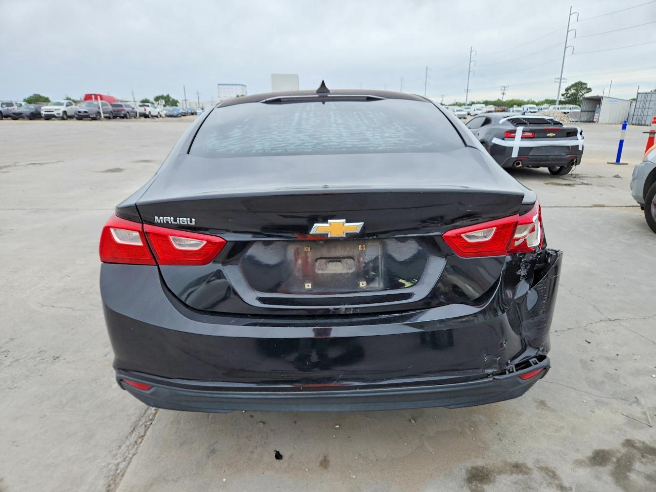 2018 CHEVROLET MALIBU LS photo 16