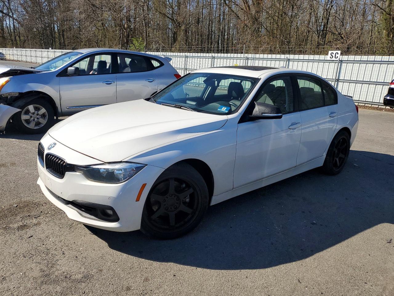 2016 BMW 320