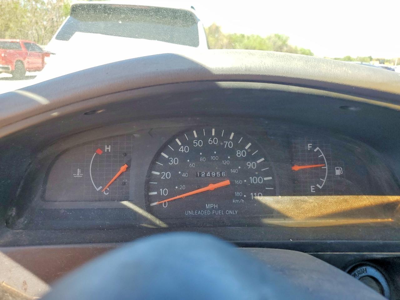 1998 TOYOTA TACOMA BASE photo 25