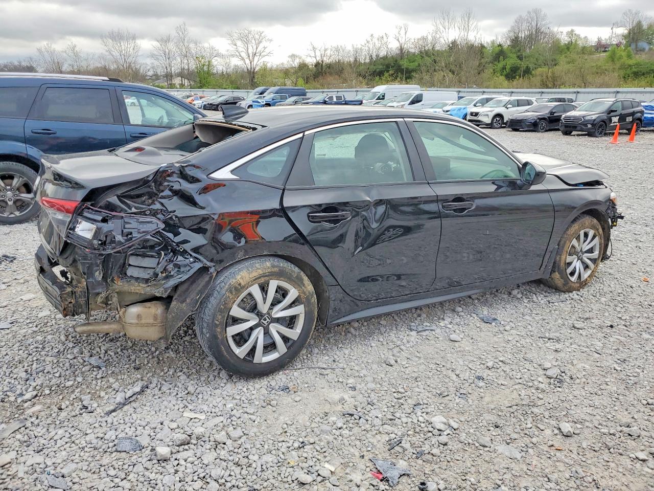 2024 HONDA CIVIC LX photo 3