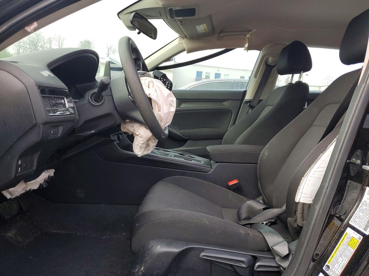 2024 HONDA CIVIC LX photo 7