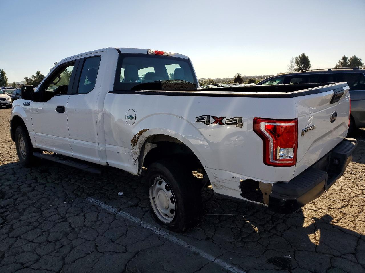 2015 FORD F150 SUPER CAB photo 3