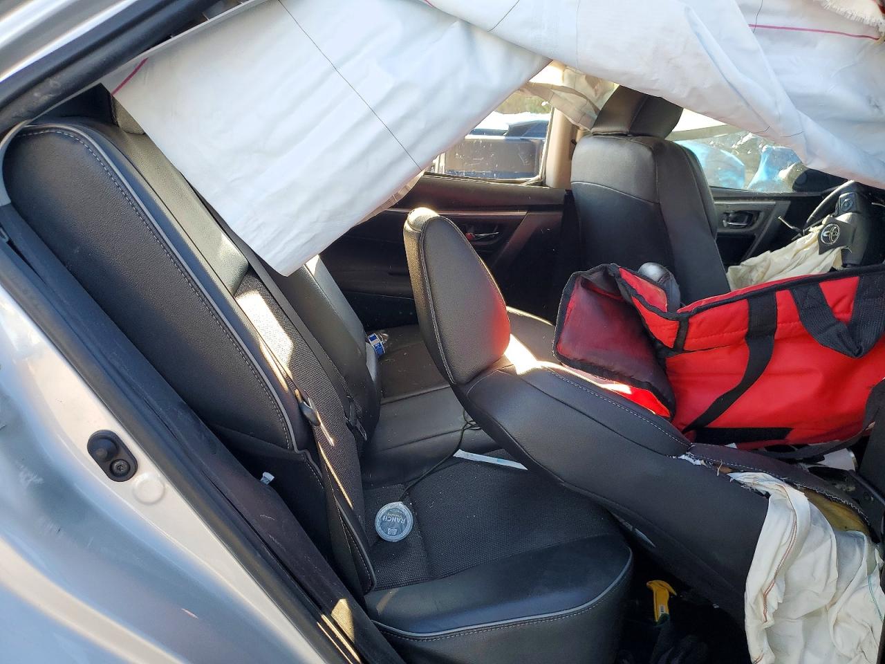 2016 TOYOTA COROLLA S PLUS photo 28