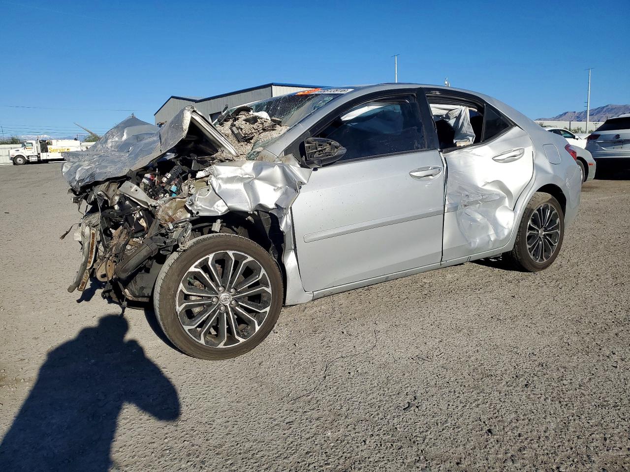 2016 TOYOTA COROLLA