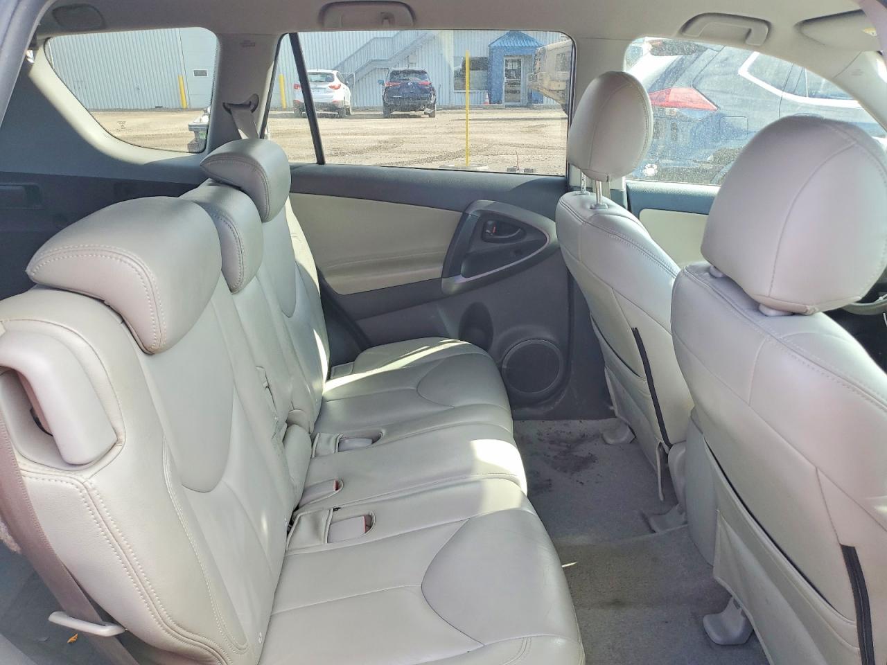 2009 TOYOTA RAV4 BASE photo 19