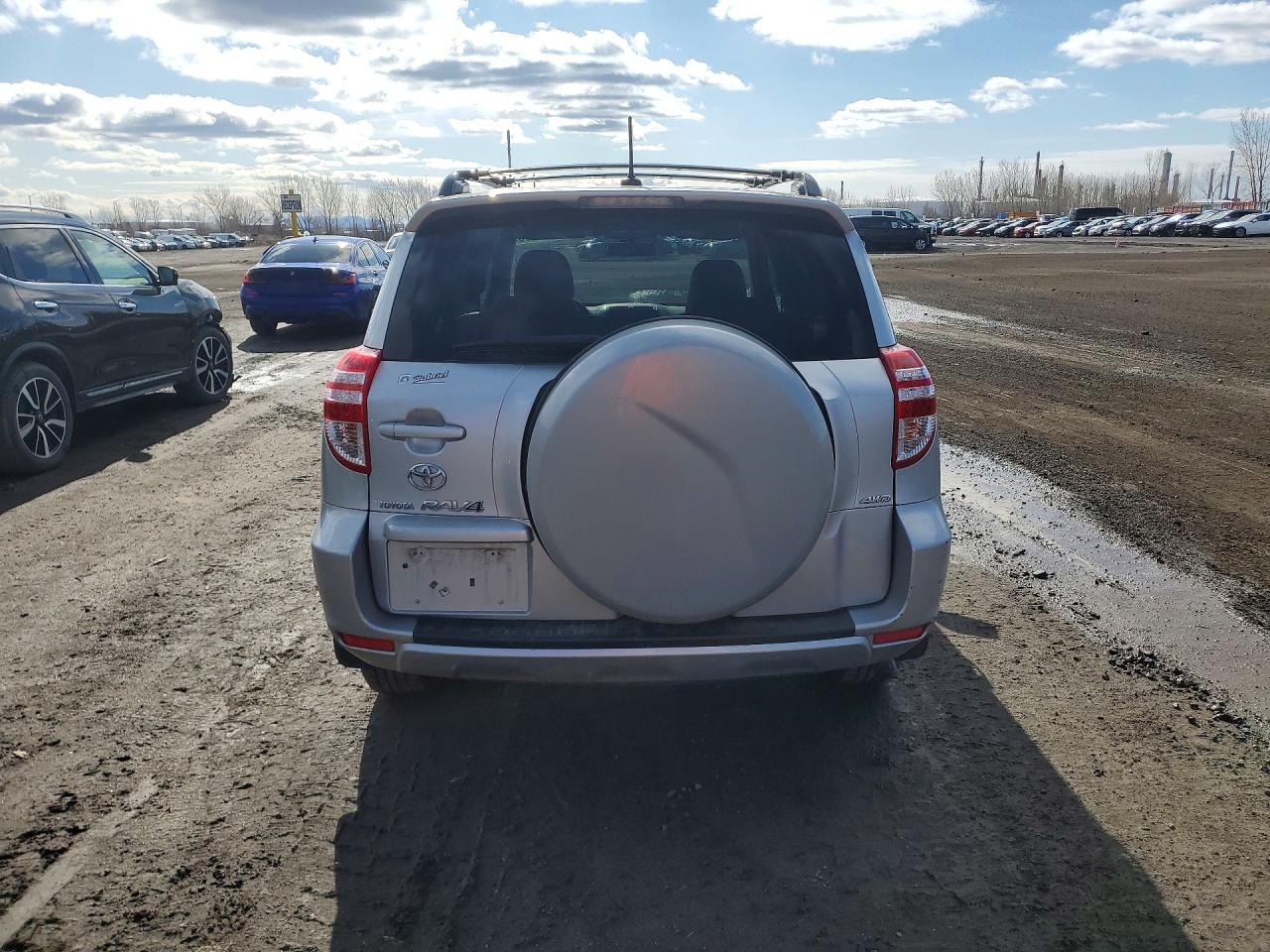 2009 TOYOTA RAV4 BASE photo 11