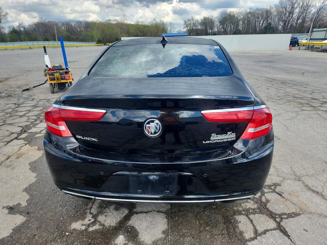 2017 BUICK LACROSSE PREMIUM photo 11
