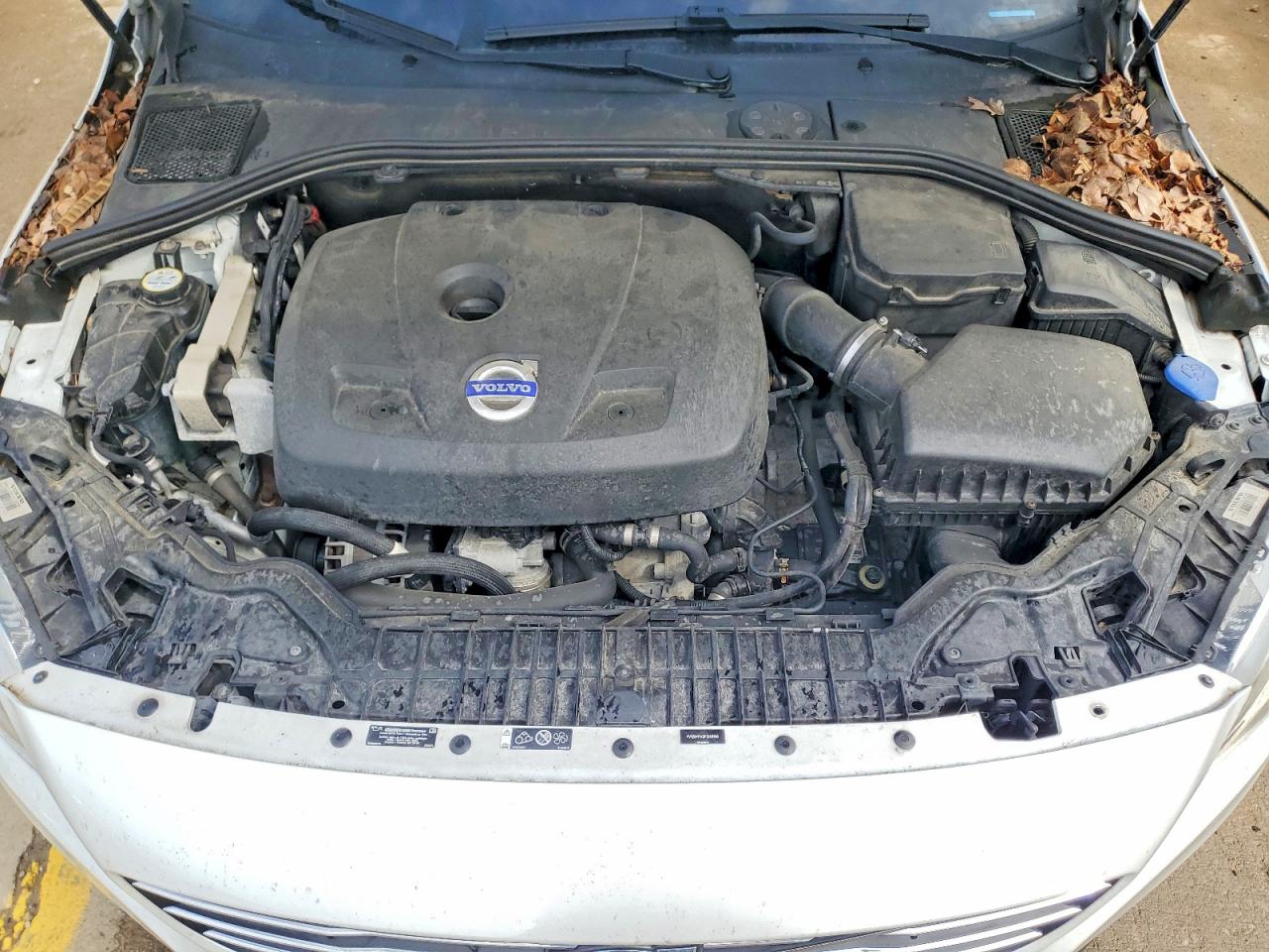 2015 VOLVO S60 PREMIER photo 21