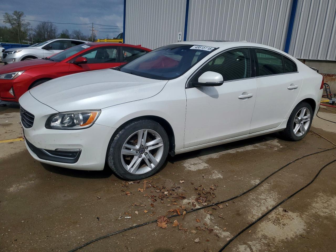 2015 VOLVO S60