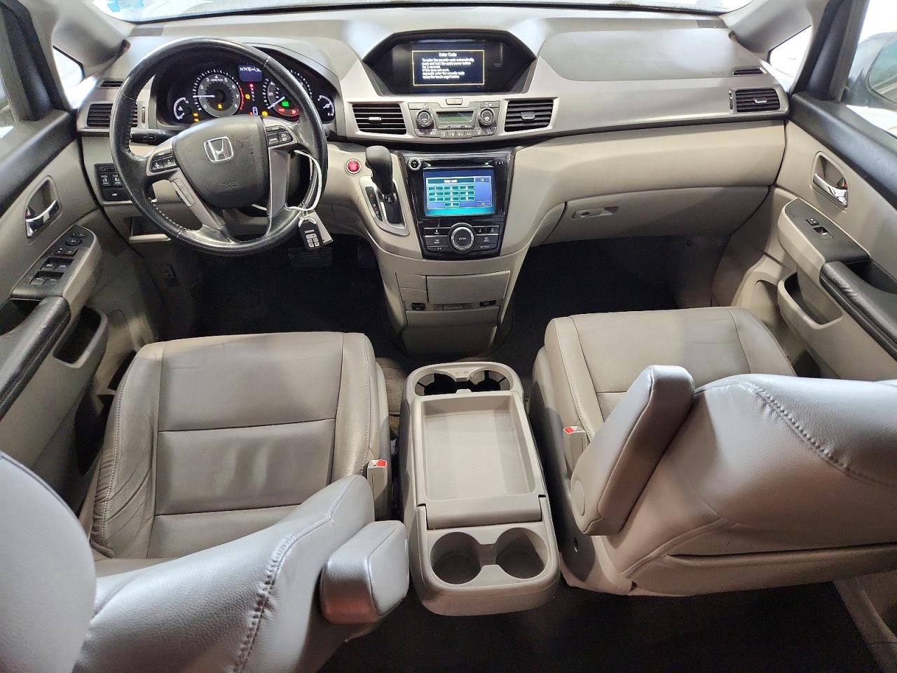 2014 HONDA ODYSSEY EXL photo 8