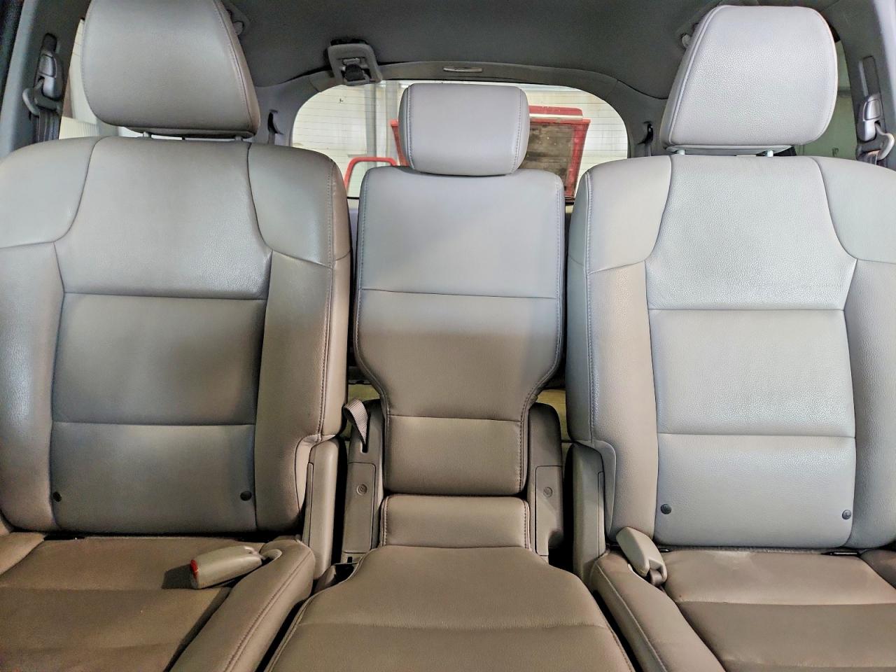 2014 HONDA ODYSSEY EXL photo 10