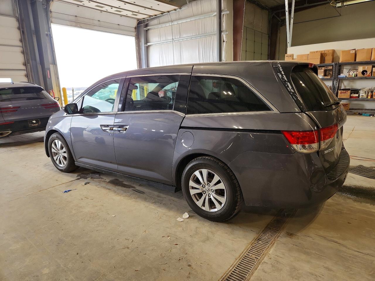 2014 HONDA ODYSSEY EXL photo 2