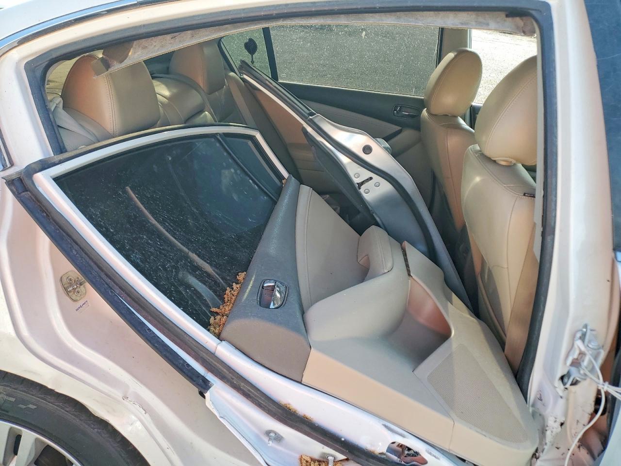 2011 NISSAN ALTIMA 2.5 photo 28