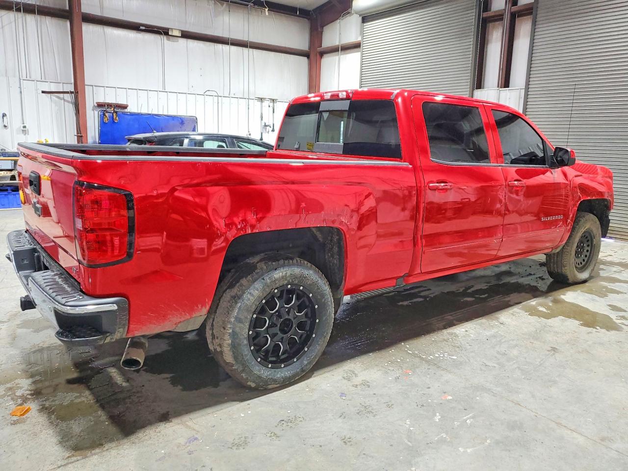 2017 CHEVROLET SILVERADO K1500 LT photo 3
