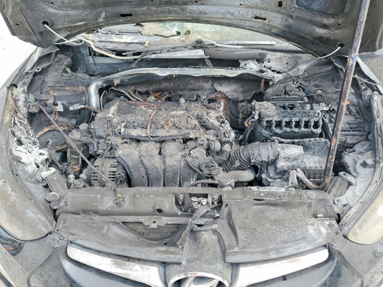 2014 HYUNDAI ELANTRA SE photo 21