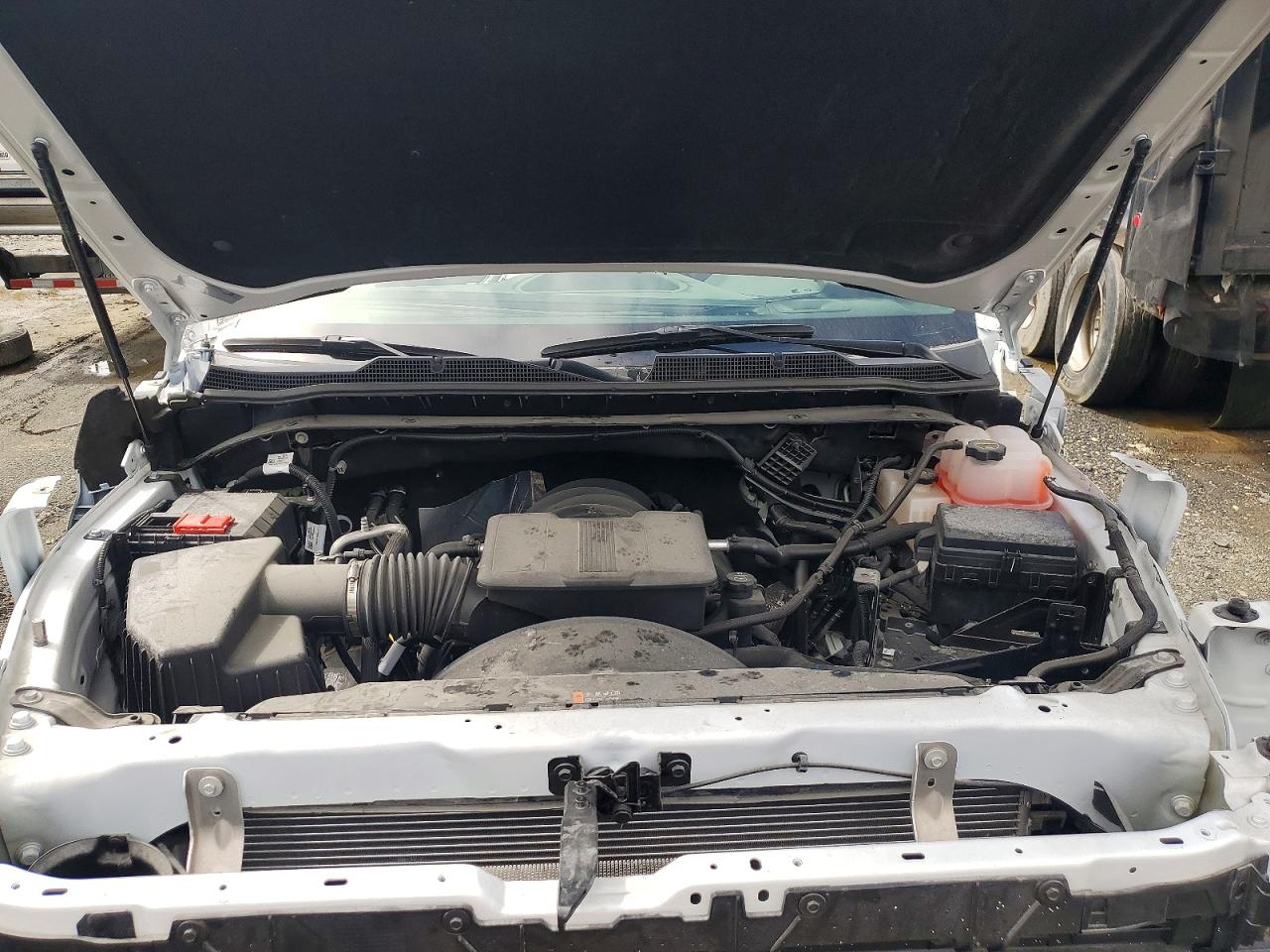 2024 CHEVROLET SILVERADO C2500 HEAVY DUTY photo 23