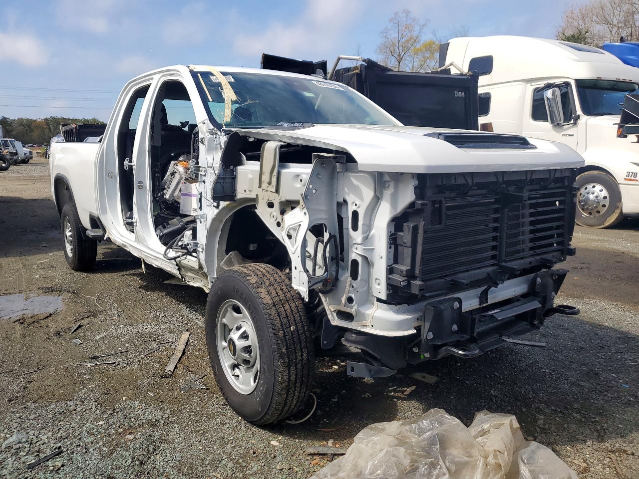 2024 CHEVROLET SILVERADO C2500 HEAVY DUTY photo 7