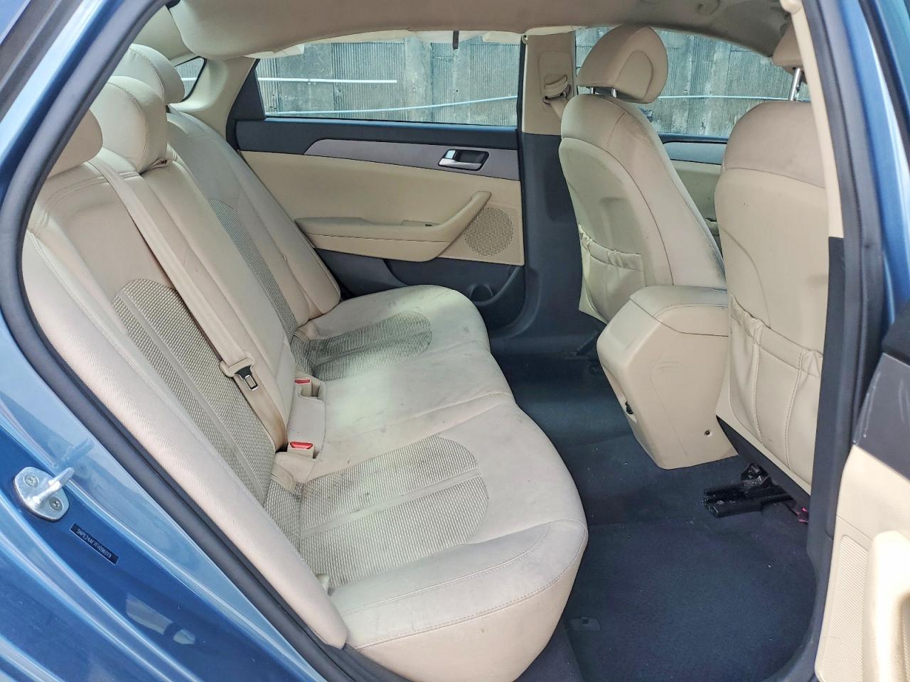 2015 HYUNDAI SONATA SE photo 19