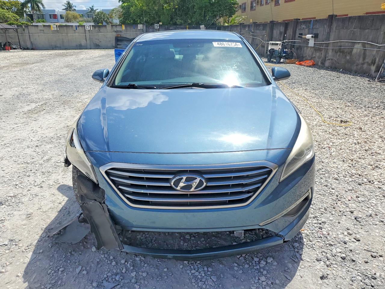 2015 HYUNDAI SONATA SE photo 9