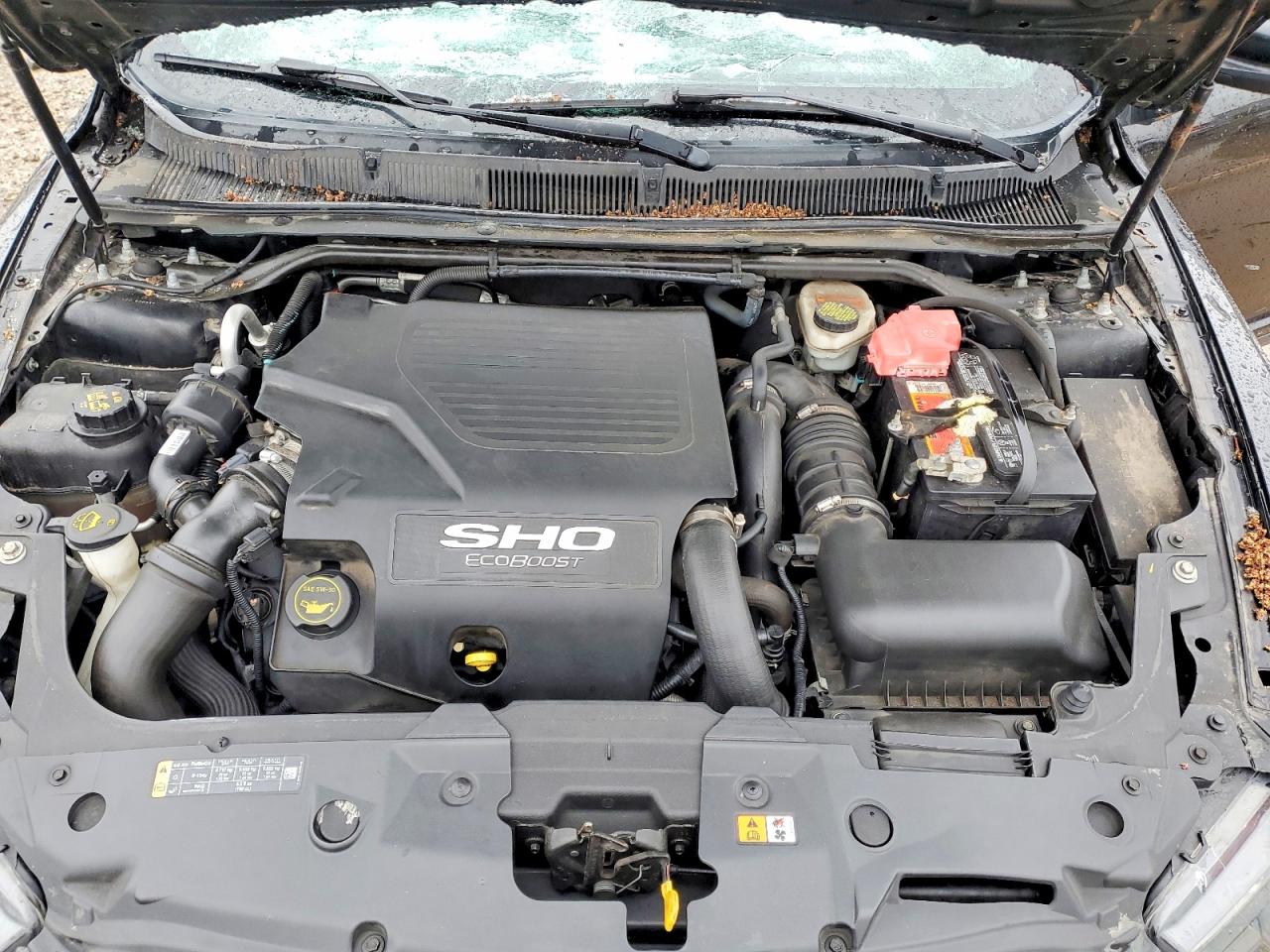 2015 FORD TAURUS SHO photo 31