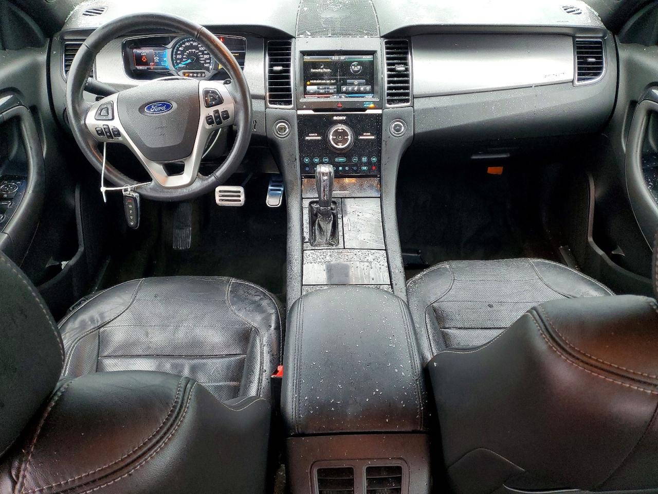 2015 FORD TAURUS SHO photo 22