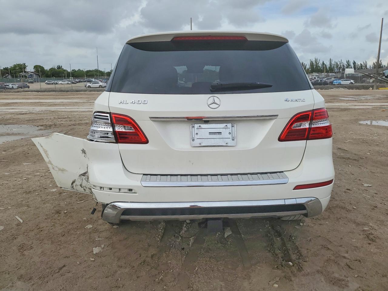 2015 MERCEDES-BENZ ML 400 4MATIC photo 11