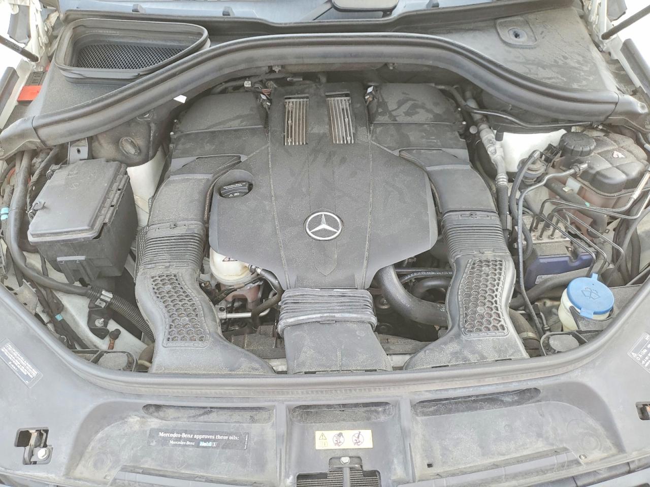 2015 MERCEDES-BENZ ML 400 4MATIC photo 23
