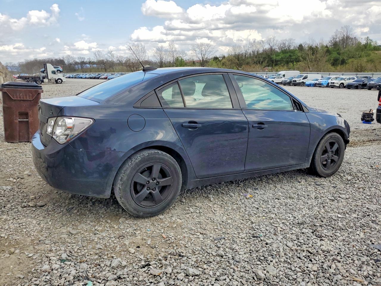 2016 CHEVROLET CRUZE LIMITED LT photo 5