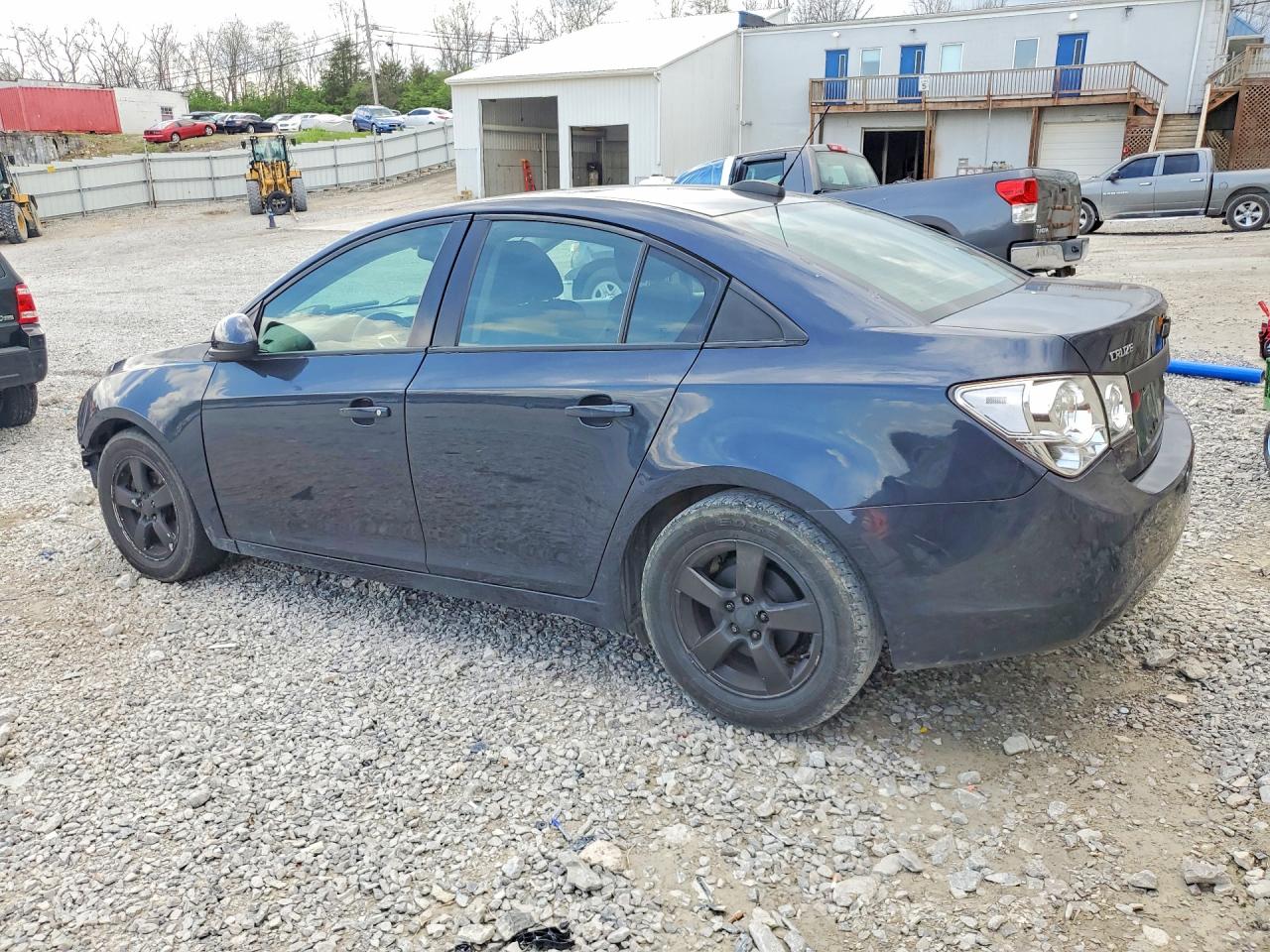 2016 CHEVROLET CRUZE LIMITED LT photo 3
