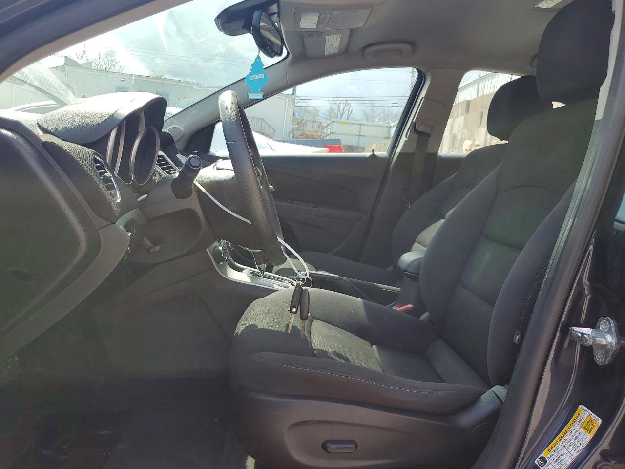 2016 CHEVROLET CRUZE LIMITED LT photo 13