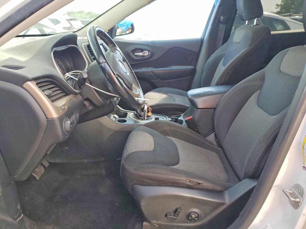 2014 JEEP CHEROKEE LATITUDE photo 19