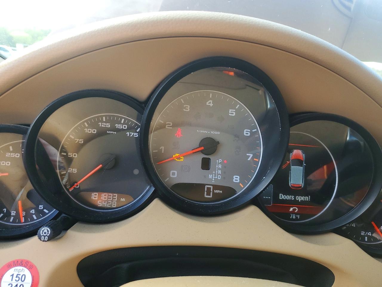 2011 PORSCHE CAYENNE S photo 25
