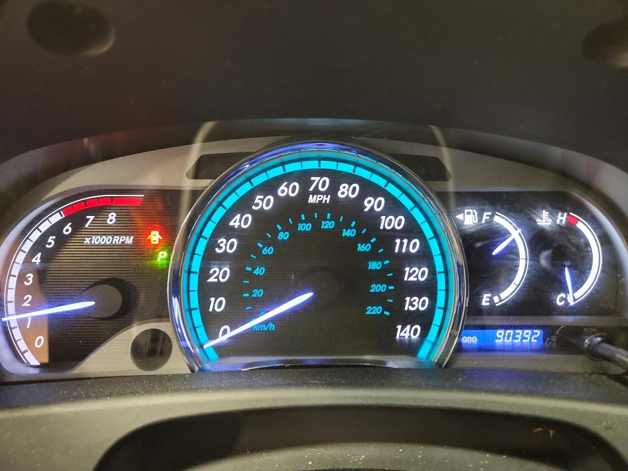 2012 TOYOTA VENZA LE photo 25