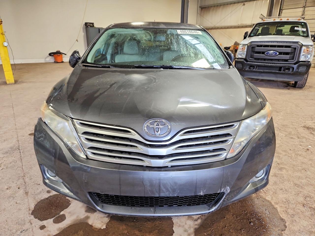 2012 TOYOTA VENZA LE photo 13