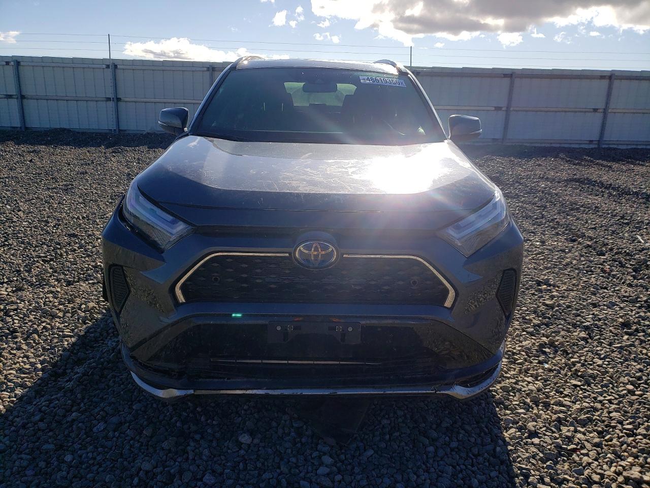 2024 TOYOTA RAV4 PRIME SE photo 9