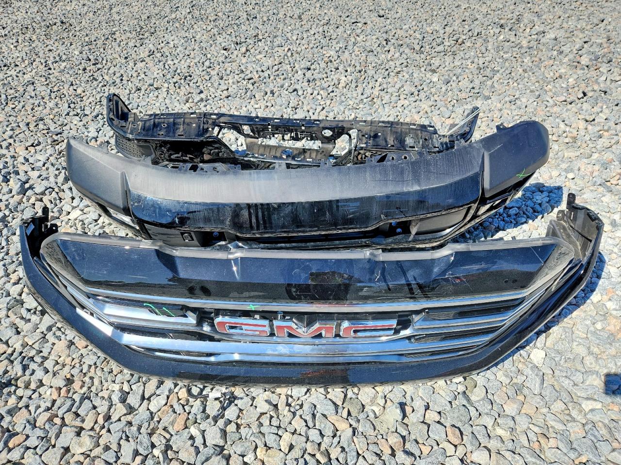 2025 GMC SIERRA K1500 AT4 photo 12