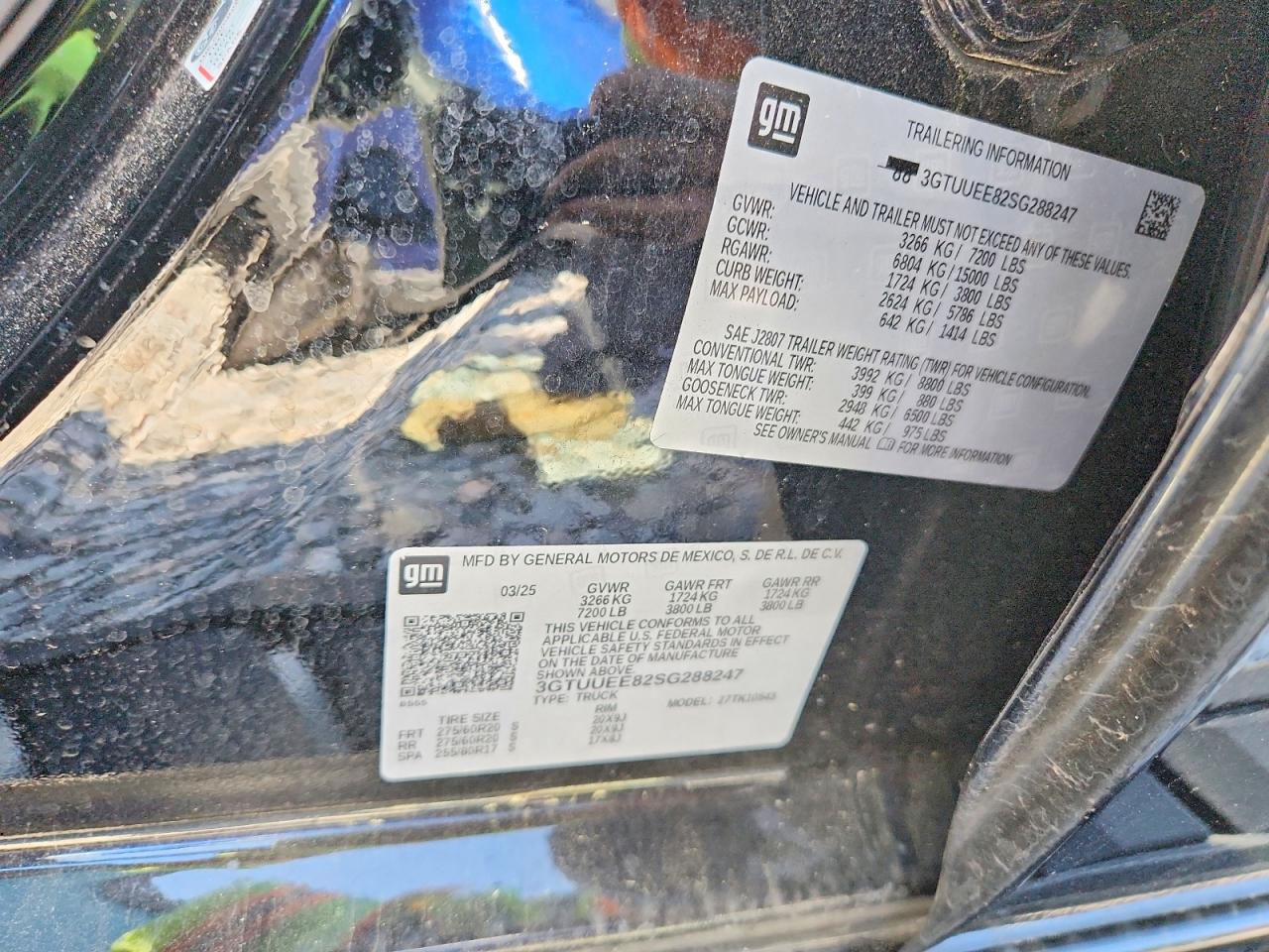 2025 GMC SIERRA K1500 AT4 photo 13
