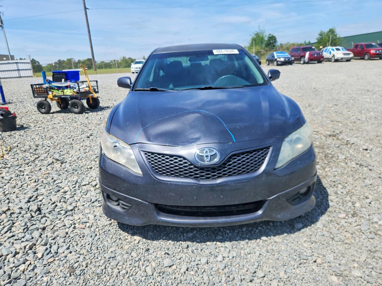 2011 TOYOTA CAMRY SE photo 9