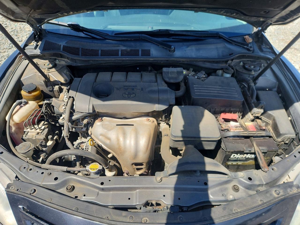 2011 TOYOTA CAMRY SE photo 21