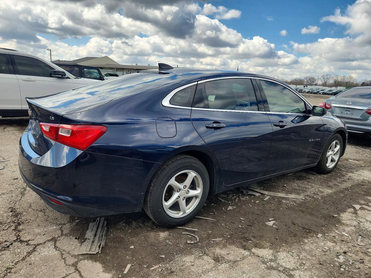 2016 CHEVROLET MALIBU LS photo 5