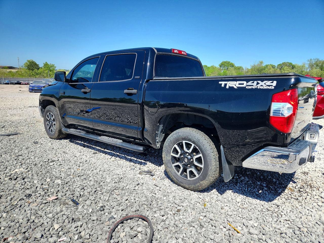 2018 TOYOTA TUNDRA SR5 photo 3