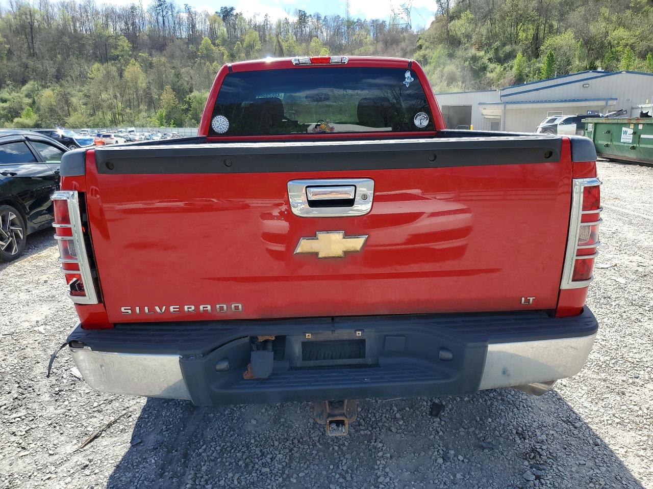 2010 CHEVROLET SILVERADO K1500 LT photo 11