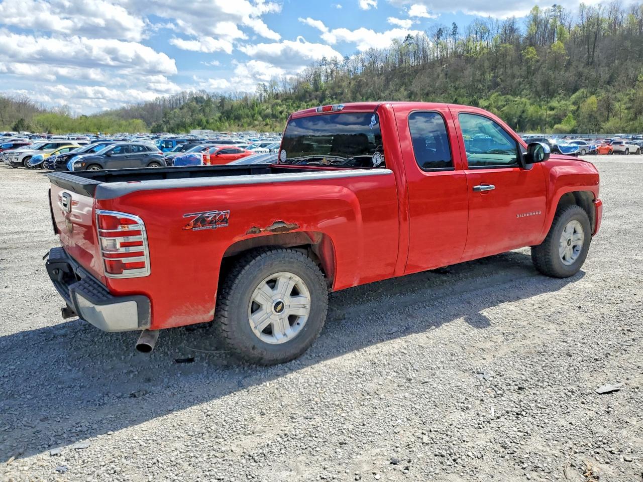 2010 CHEVROLET SILVERADO K1500 LT photo 5